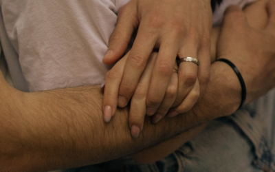 Relationship Coach vs Therapist: What’s the Difference and Which One Do You Need?